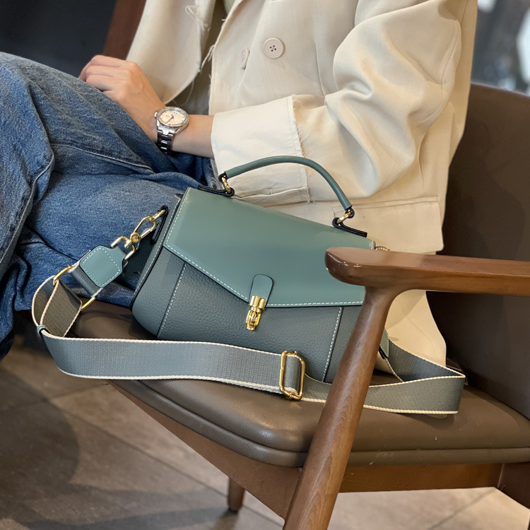The Olivia Crossbody Bag