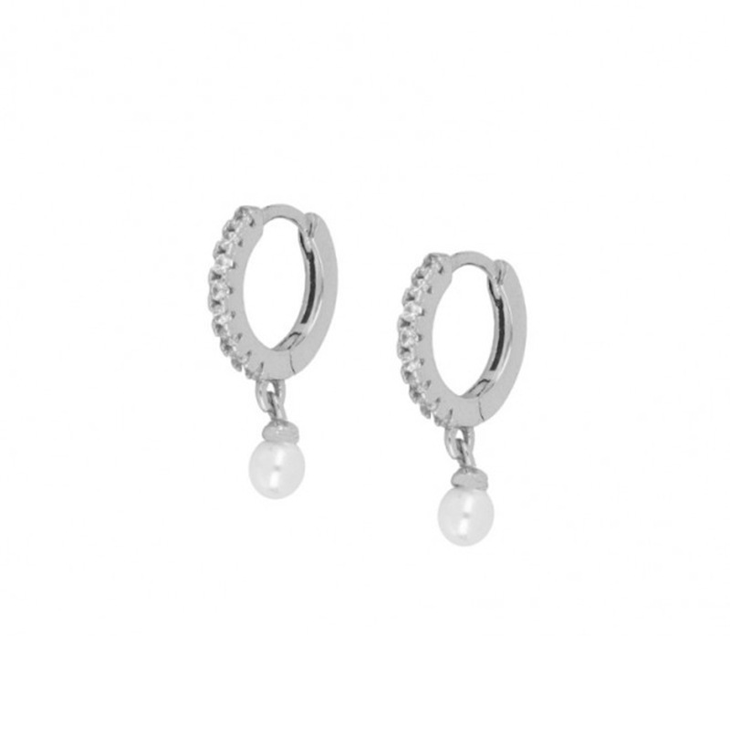 Elegant Pearl Drop Earrings