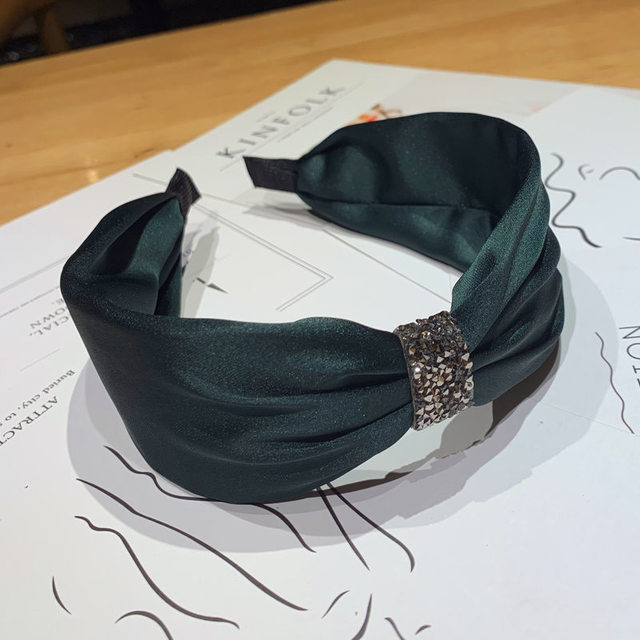 Scarlet Twist Headband