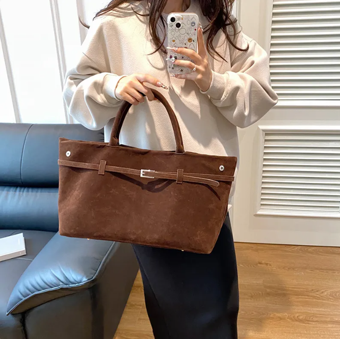 The Carla Tote