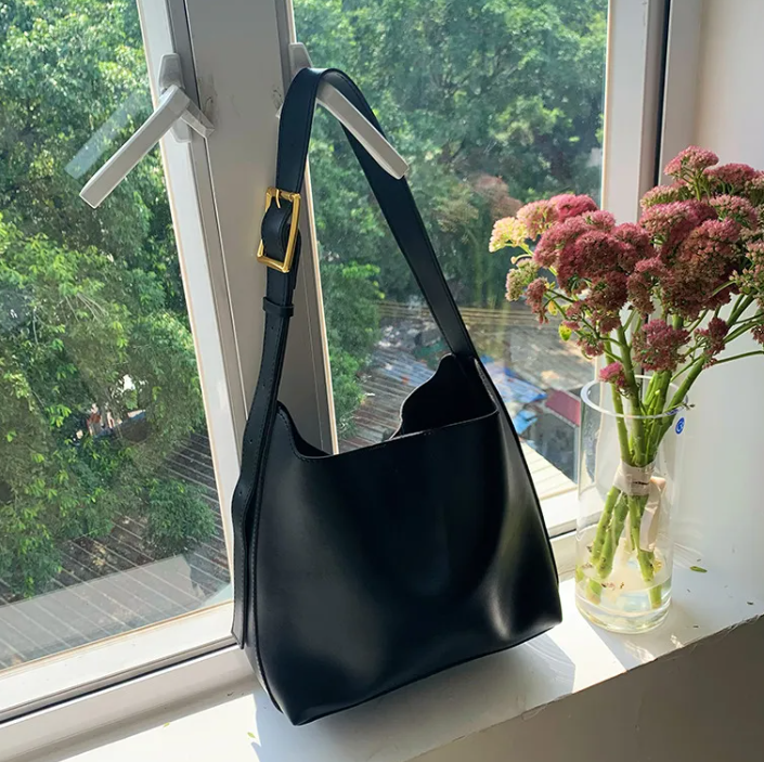 The Willow Bucket Bag