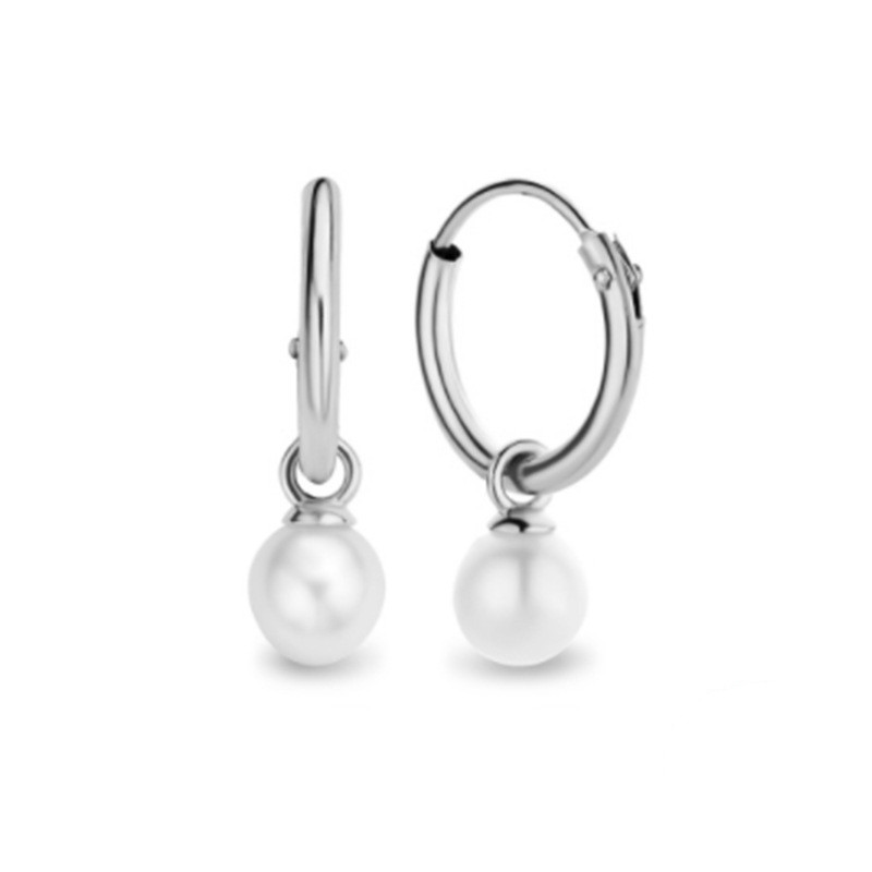Elegant Pearl Drop Earrings